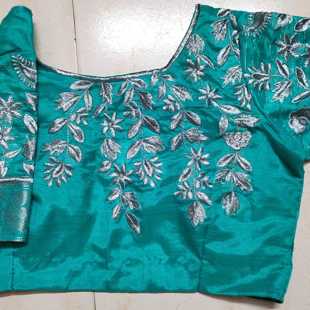blouse stitching